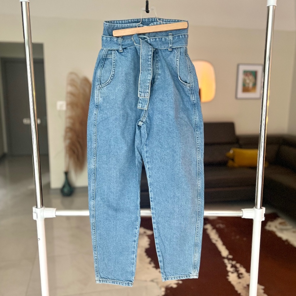 Zara belted high-waisted balloon jeans Sz 0 (22)